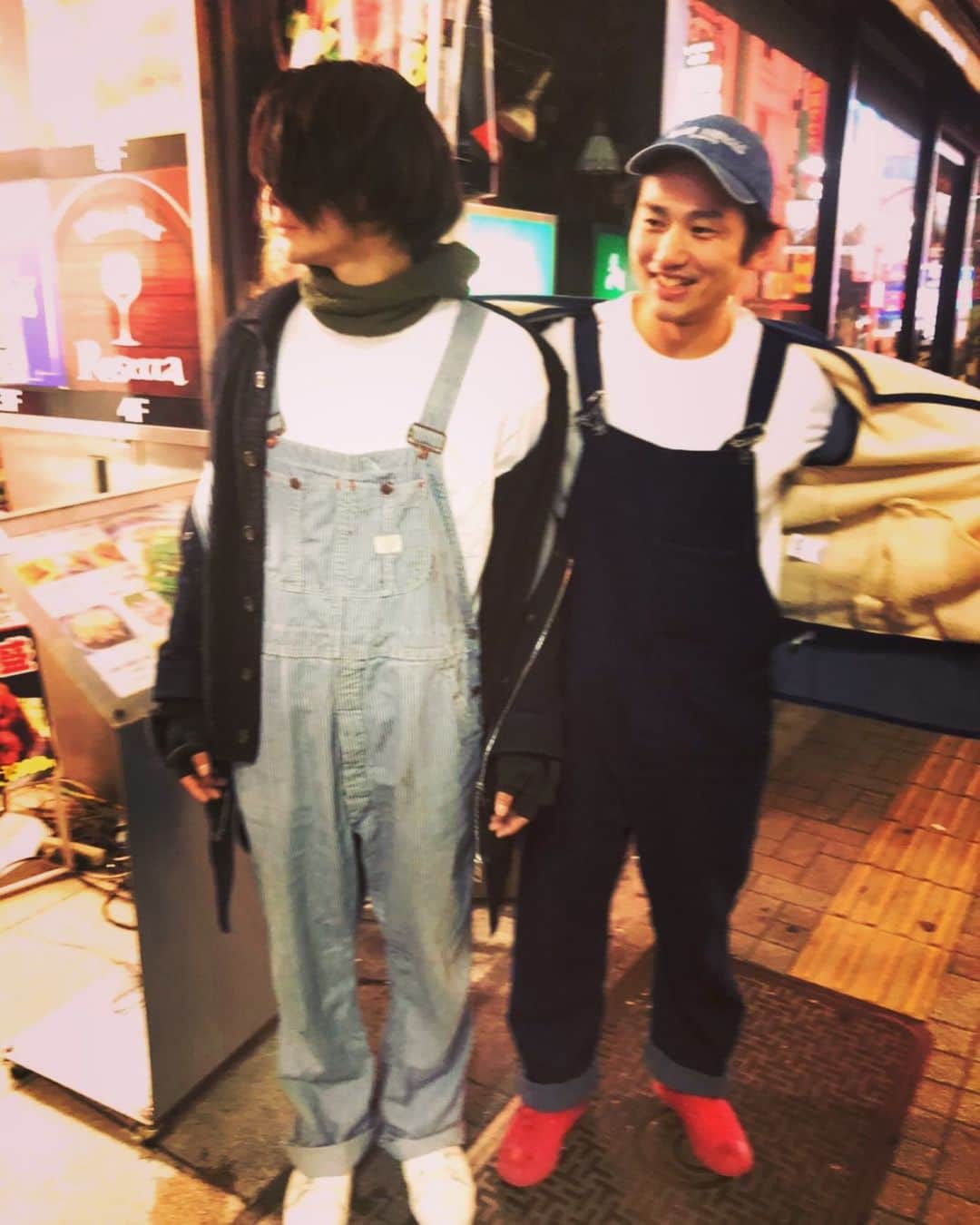 植木祥平のインスタグラム：「オーバーオールの会🕺  #数あるチョイスの中で被るかねの会 #大迫マン」