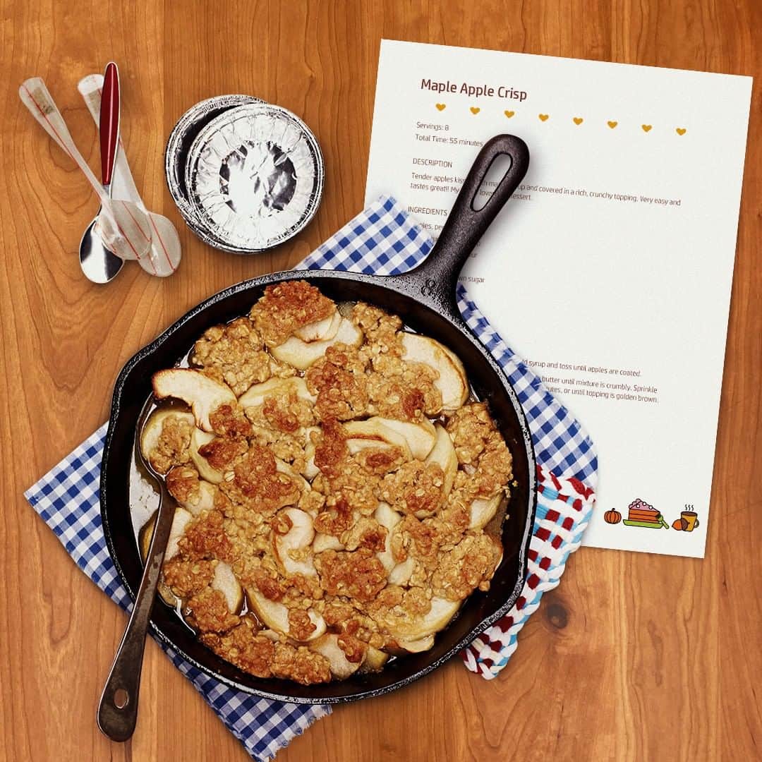 HP（ヒューレット・パッカード）のインスタグラム：「No need to get your phone sticky while making this delicious Maple Apple Crisp. Print the recipe at the link in bio.」
