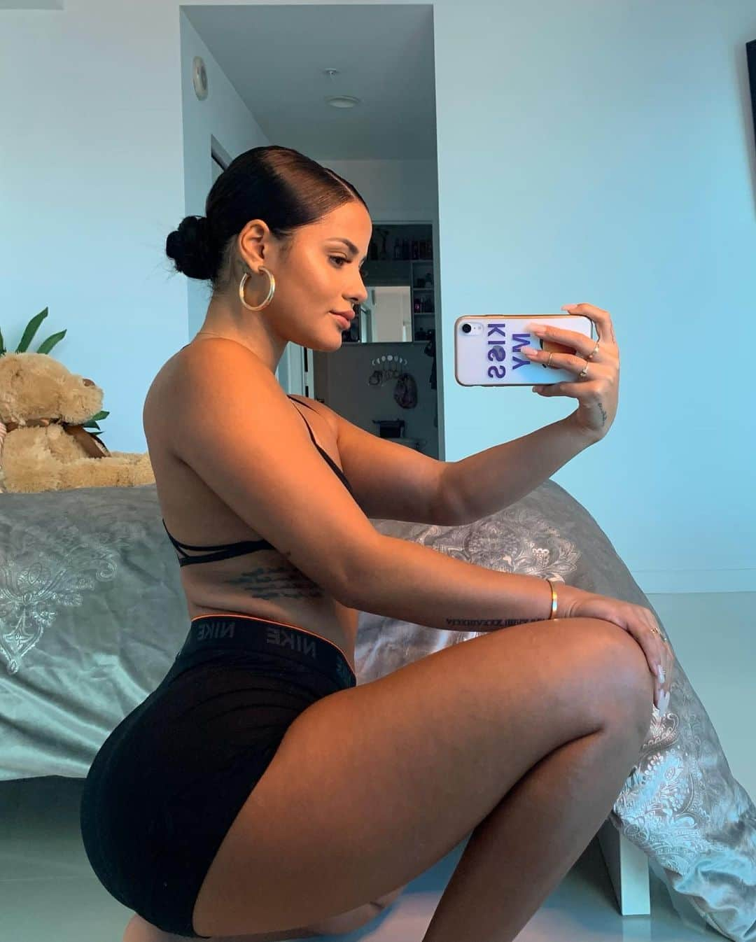 Katya Elise Henryさんのインスタグラム写真 - (Katya Elise HenryInstagram)「I want all of ya love hope that’s not a problem w you」12月23日 2時36分 - katyaelisehenry