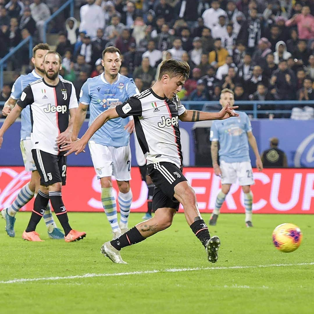 ユヴェントスFCさんのインスタグラム写真 - (ユヴェントスFCInstagram)「PAULOOOOOOO 💎 Now let's do this #FinoAllaFine! ⚪⚫ #SupercoppaItaliana #JuveLazio #Dybala」12月23日 2時48分 - juventus