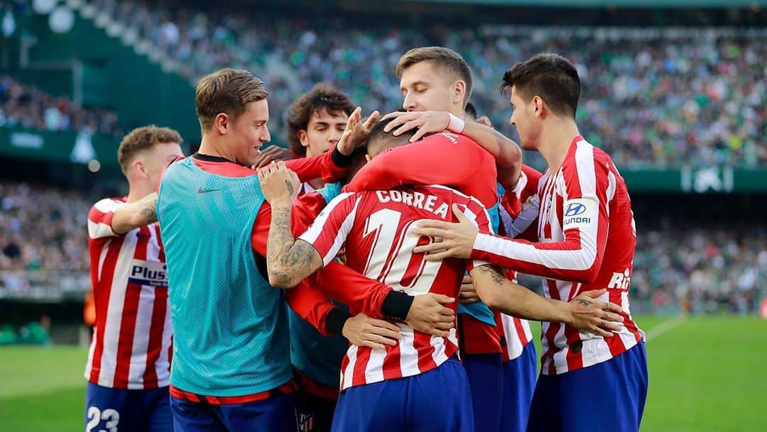 アトレティコ・マドリードさんのインスタグラム写真 - (アトレティコ・マドリードInstagram)「👌🏻 Good job, team! 🍍 🔴⚪️ #AúpaAtleti ⚽️ #RealBetisAtleti」12月23日 3時10分 - atleticodemadrid