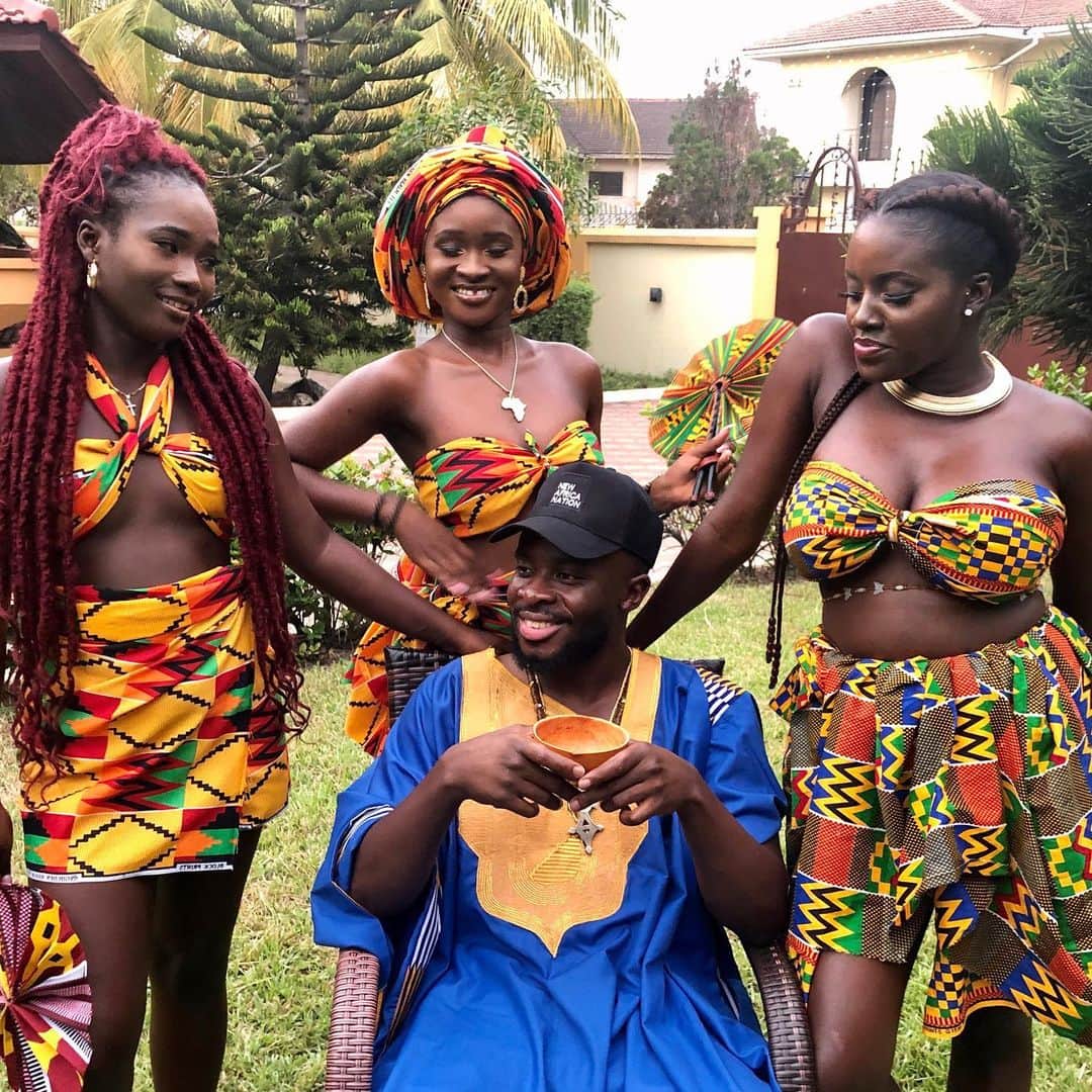 Fuse ODGのインスタグラム：「TINA Festival 2020 loadinggg ⏳....Have you got your tickets yet? 👑 @tinafestivalgh  Jewellery : @marnielux  @tinafestivalgh  #newafricanation  #tinafestival  #tinafestival2020」