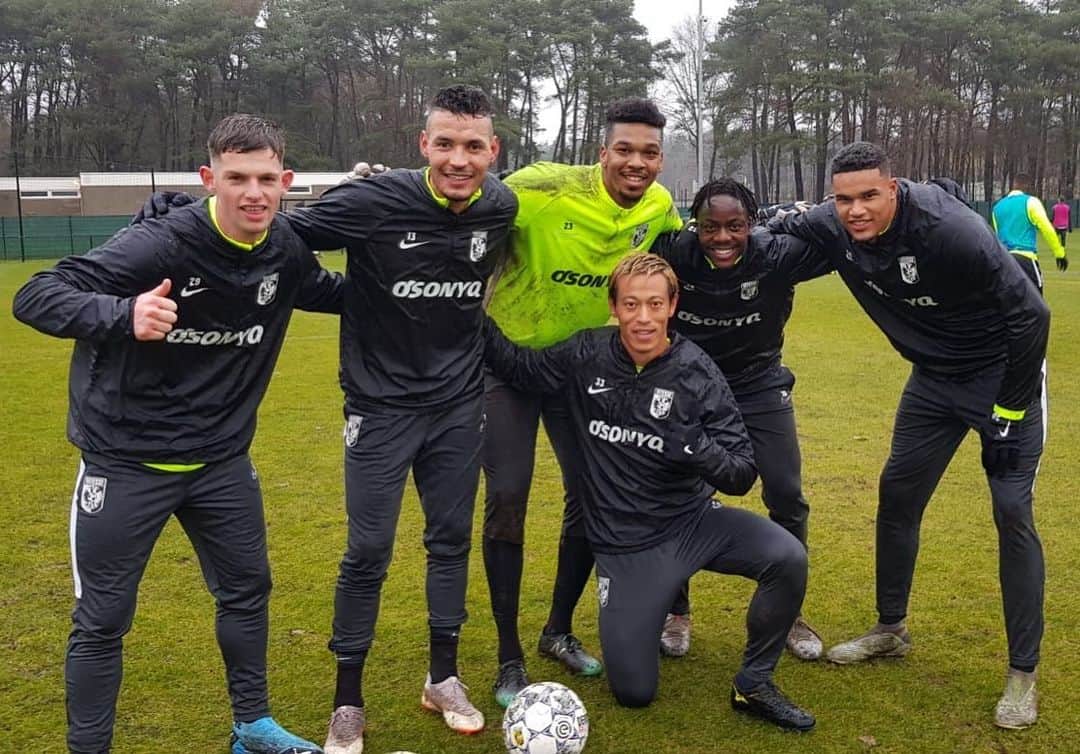 ジャマル・ブラックマンのインスタグラム：「Training and working hard now to enjoy a little break 🙌🏾☺️ #vitesse」