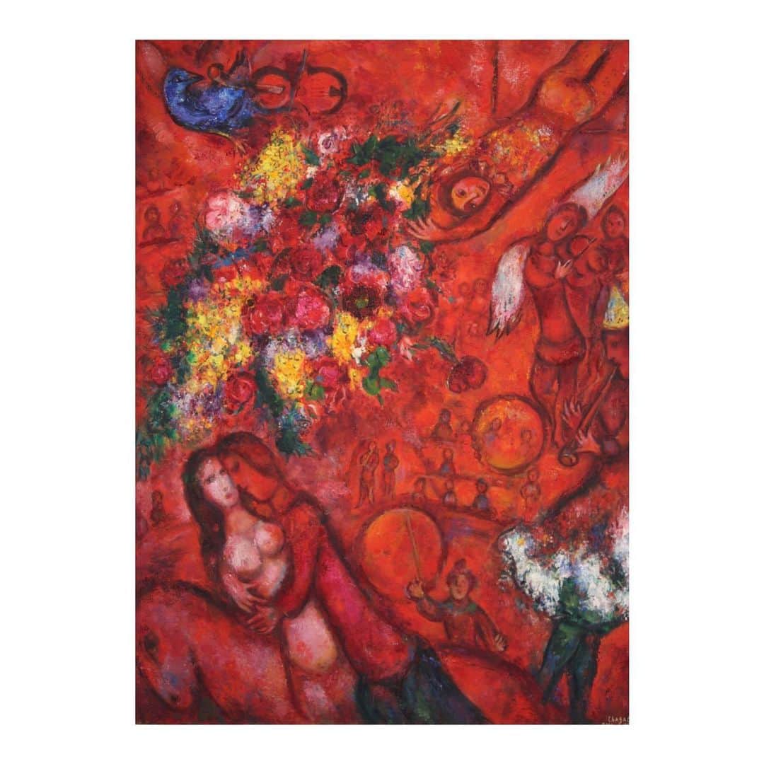 ティーバッグスさんのインスタグラム写真 - (ティーバッグスInstagram)「Holiday hues ✨ #MarcChagall #ArtWeLove #ColorStory」12月23日 4時18分 - misa_losangeles