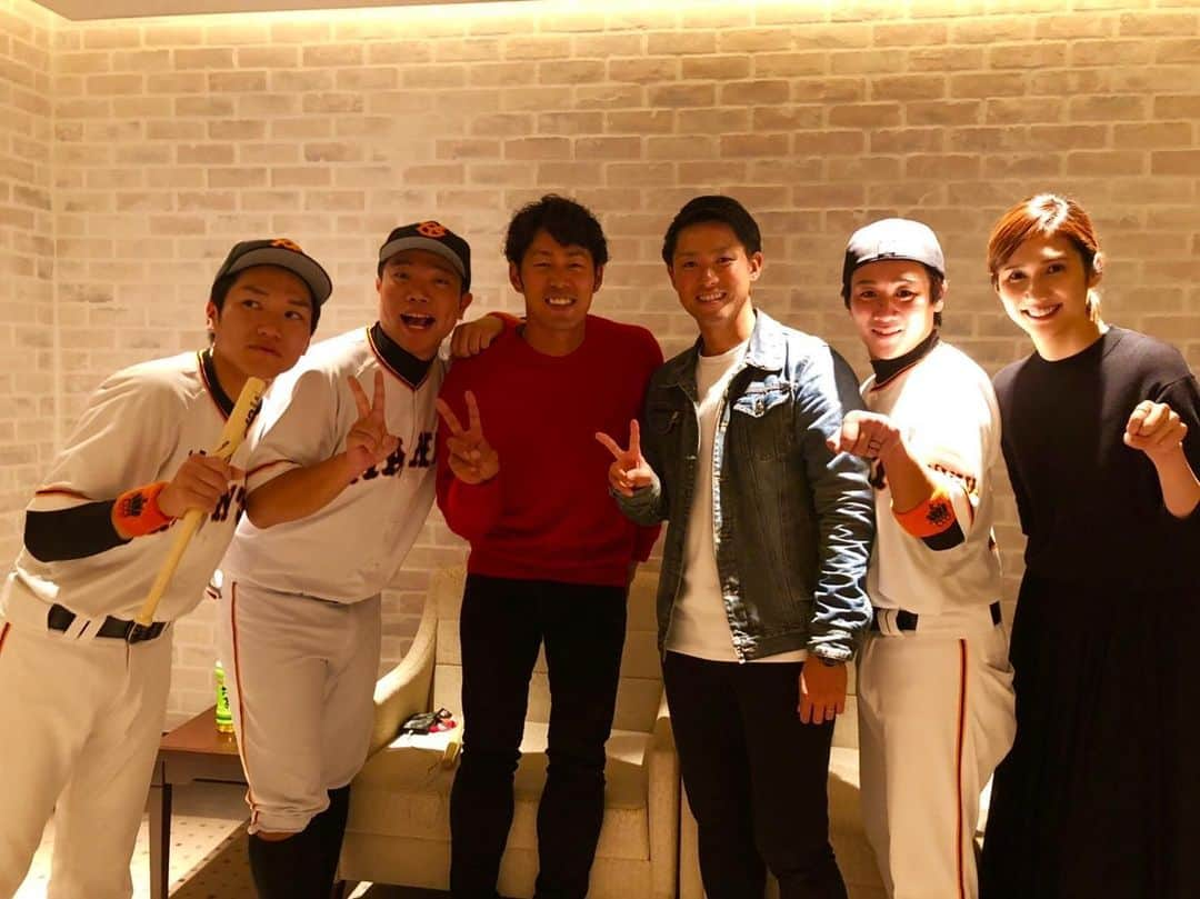 藤村大介さんのインスタグラム写真 - (藤村大介Instagram)「ファンミーティング2019 最高に楽しかったです！ ファンの皆様の温かさと大切さを改めて実感しました！ スタッフ、ファンの皆様、ありがとうございました！ #立岡宗一郎 #春輝 #あれ慎之助 #さかとも #ガタ岡」12月23日 15時34分 - d.fujimura