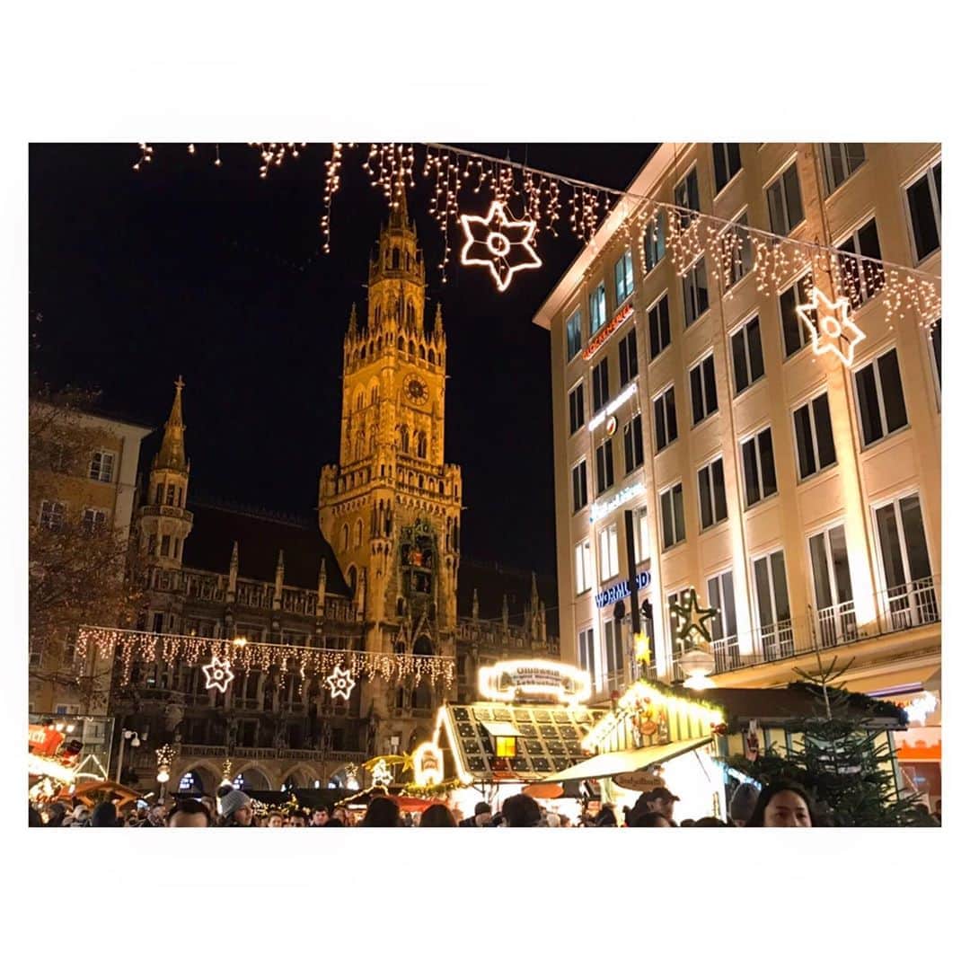 大西遥香さんのインスタグラム写真 - (大西遥香Instagram)「. ドイツ ミュンヘン 念願のクリスマスマーケット🎄✨ 見る景色全てがロマンチック❤️ . #ドイツ #ミュンヘン #クリスマスマーケット #旅行 #germany #🇩🇪 #munich #christmas #christmasmarket #marienplatz」12月23日 15時53分 - hrka_onsh