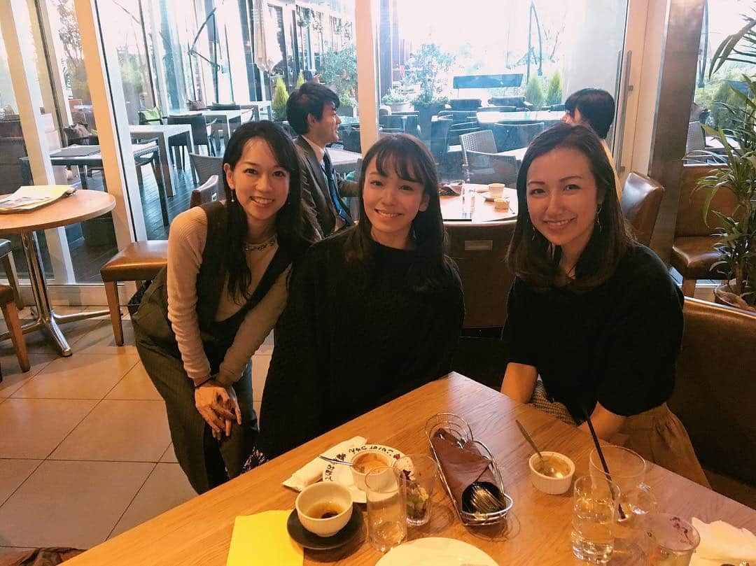 杜このみのインスタグラム：「先日、 大好きな二人とデートでした❤︎ 走れ！パーソナリティ時代は こんな日が来るなんて想像もしていなかったなぁ…❤︎ #山田真以ちゃん #神谷美伽ちゃん」