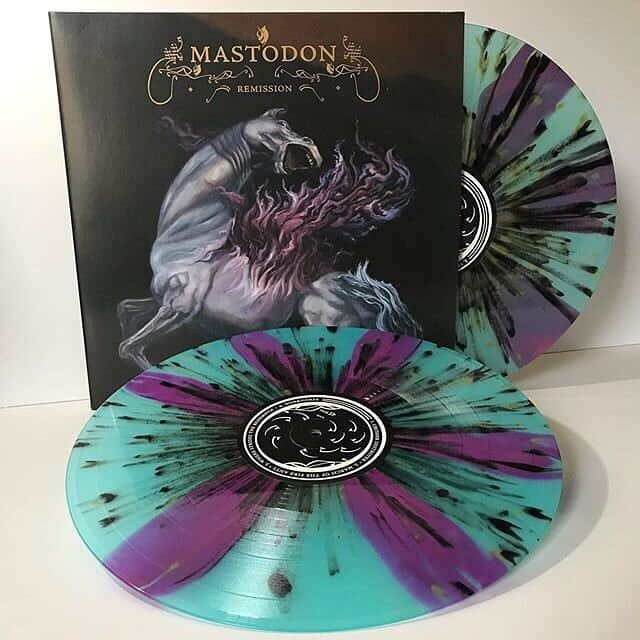 マストドンさんのインスタグラム写真 - (マストドンInstagram)「Rare vinyl, signed memorabilia and instruments are available at www.mastodonmerchstore.com for new merch, T-shirts, and accessories visit www.shop.mastodonrocks.com」12月23日 8時36分 - mastodonrocks