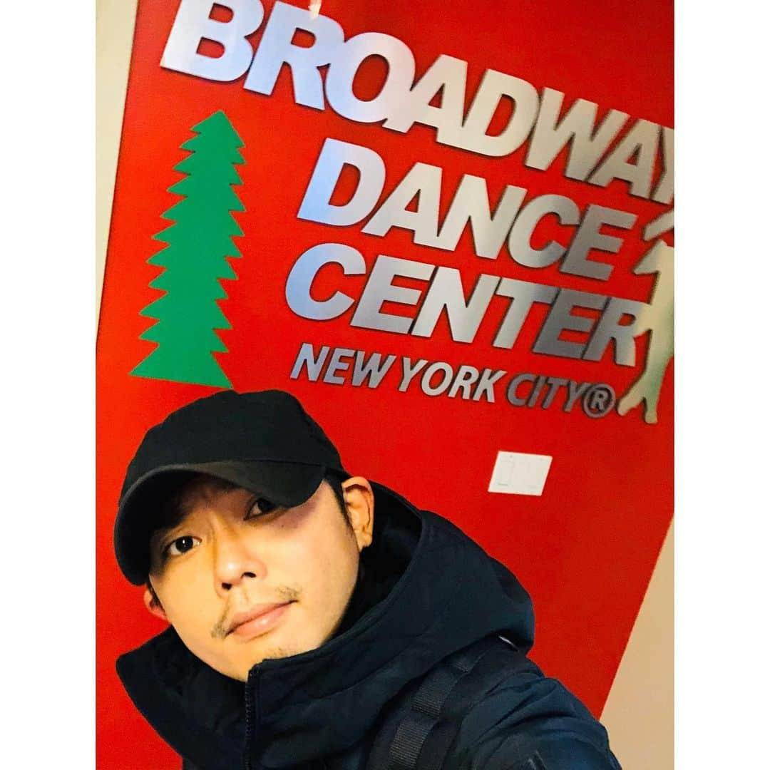 今井翼さんのインスタグラム写真 - (今井翼Instagram)「ひさびさ  ニューヨーク  #ダンス #レッスン #BroadwayDanceCenter #JazzDance #Broadway #TimesSquare #NYC #刺激的 #原点回帰  #旅人ダンサー今井」12月23日 8時50分 - tsubasaimai_official