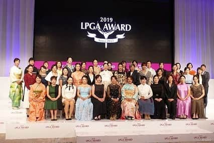 勝みなみさんのインスタグラム写真 - (勝みなみInstagram)「遅くなりました。 lpga award 1年間ありがとうございました🙇‍♀️🥰❤️ #2019 #令和元年 #感謝」12月23日 10時09分 - minami_katsu