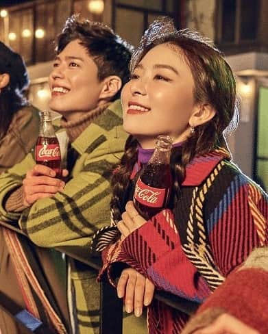 スルギさんのインスタグラム写真 - (スルギInstagram)「SEULGI is chosen to be Coca-Cola's New Campaign Model - Seulgi is the new model alongside actor Park Bogum for Coca-Cola's 2020 campaign 'Little Big Moments'. A TV ad will be released early January. - Seulgi was selected because her bright energy matched well with the campaign. #REDVELVET #레드벨벳 #SEULGI #슬기 #🐻」12月23日 10時06分 - kristiandawal29