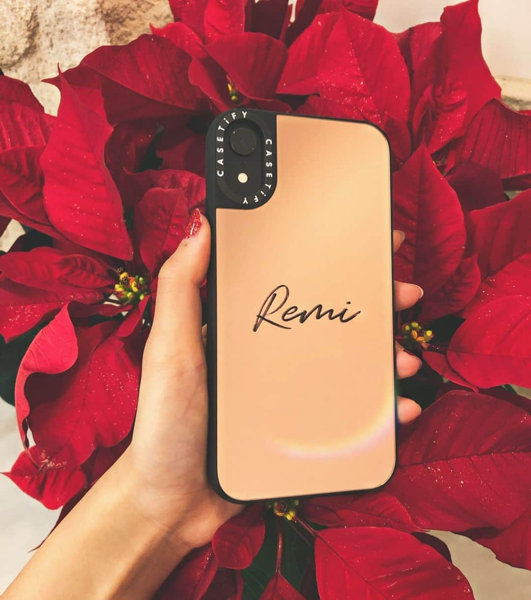 薬丸玲美さんのインスタグラム写真 - (薬丸玲美Instagram)「. New iPhone case✨📱 . バッグが小さい事が多いから鏡とか入らなくて ミラーケース探してたの💕 . @casetify_jp でGET！！！✨ . お揃いしよう😆 . #casetify #casetifyミラーケース」12月23日 11時07分 - remi_yakumaru