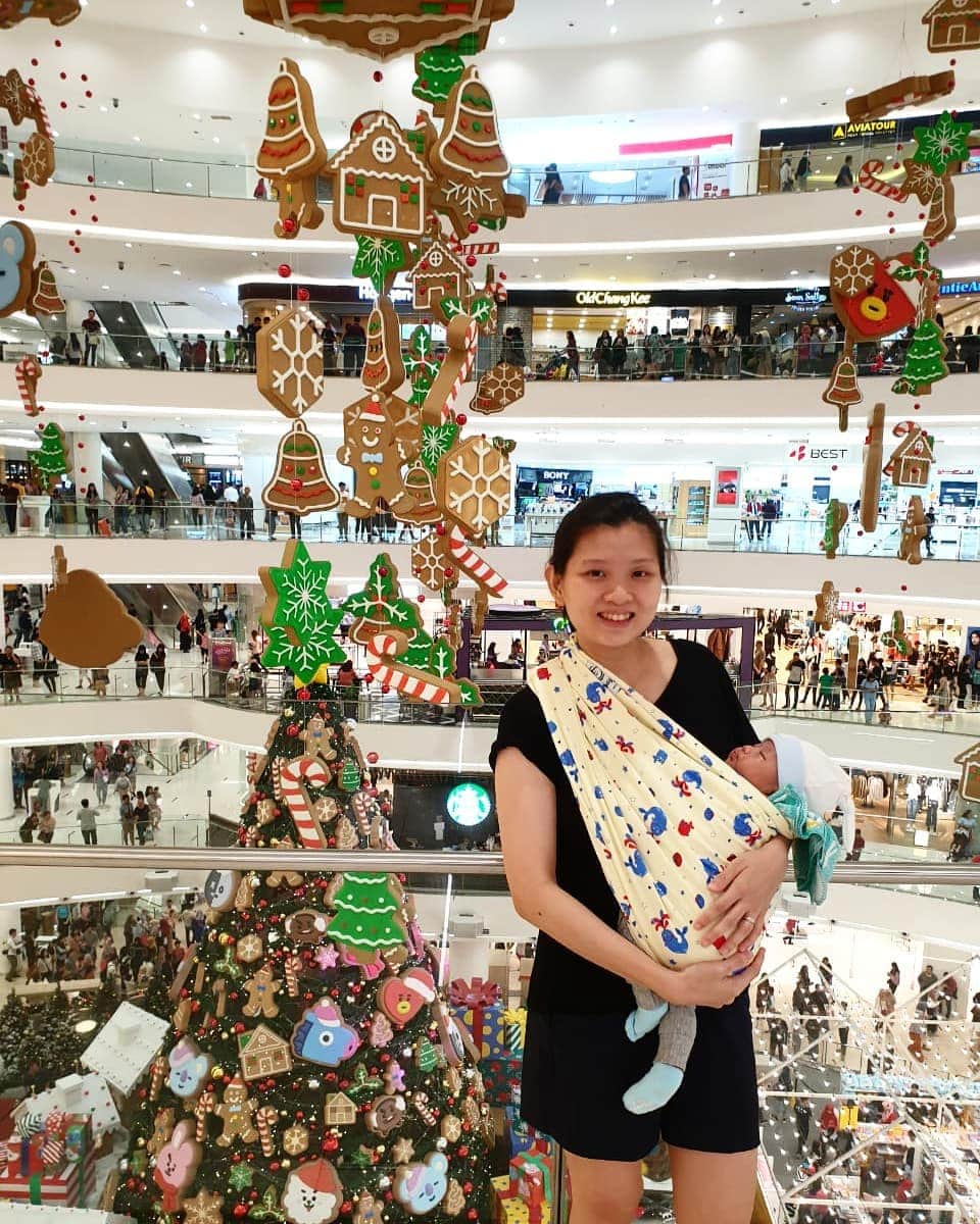 デビー・スサントのインスタグラム：「🎄🤱🎅💖」