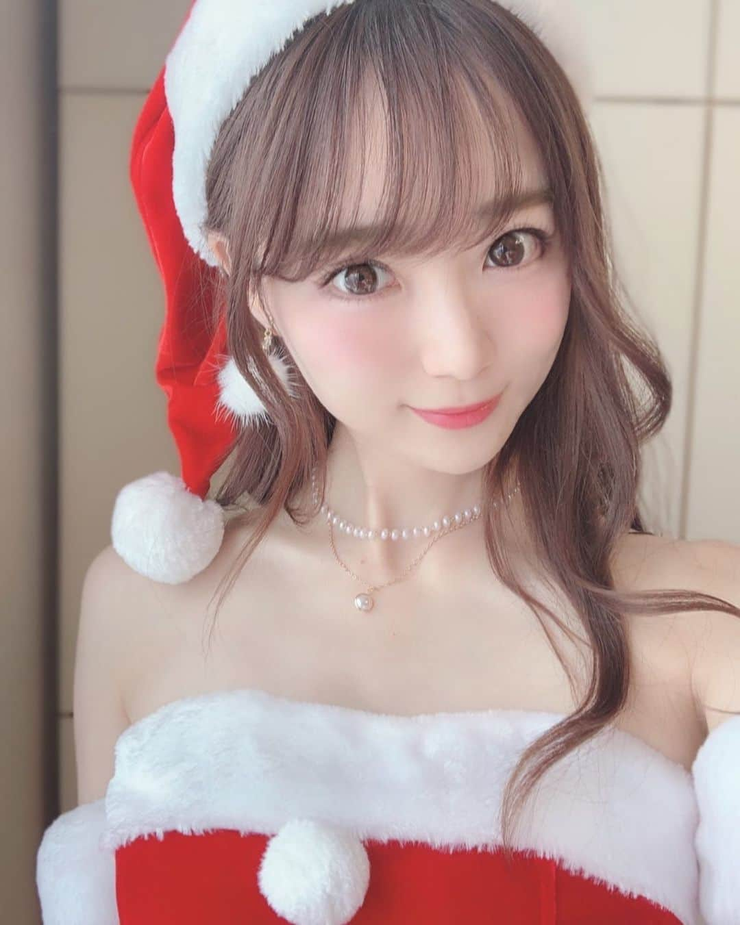 小越しほみさんのインスタグラム写真 - (小越しほみInstagram)「・ ・ サンタしゃん🎅🏻 ・ ・ ・ ・ ・ #サンタコス #サンタ #サンタコスプレ #dazzystore #lapomme #コスプレ #cosplay #オゴコスプレ #クリスマス #xmas #christmas #メリークリスマス #merychristmas #クリスマスイヴイヴ」12月23日 12時45分 - shihomi1129