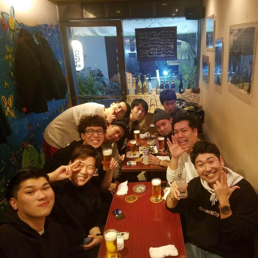 羽尻紘規のインスタグラム：「レイチェルさん誕生日会！ お世話なりすぎ先輩。 色々あったけど、結局まきしが可愛かった。」