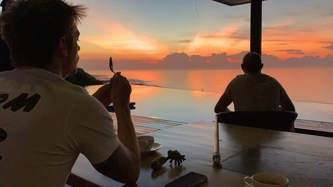 ヨエル・キナマンさんのインスタグラム写真 - (ヨエル・キナマンInstagram)「Gonna miss these Bali mornings... Time to get back to work. Happy new year peoples😘」1月7日 1時48分 - joelkinnaman