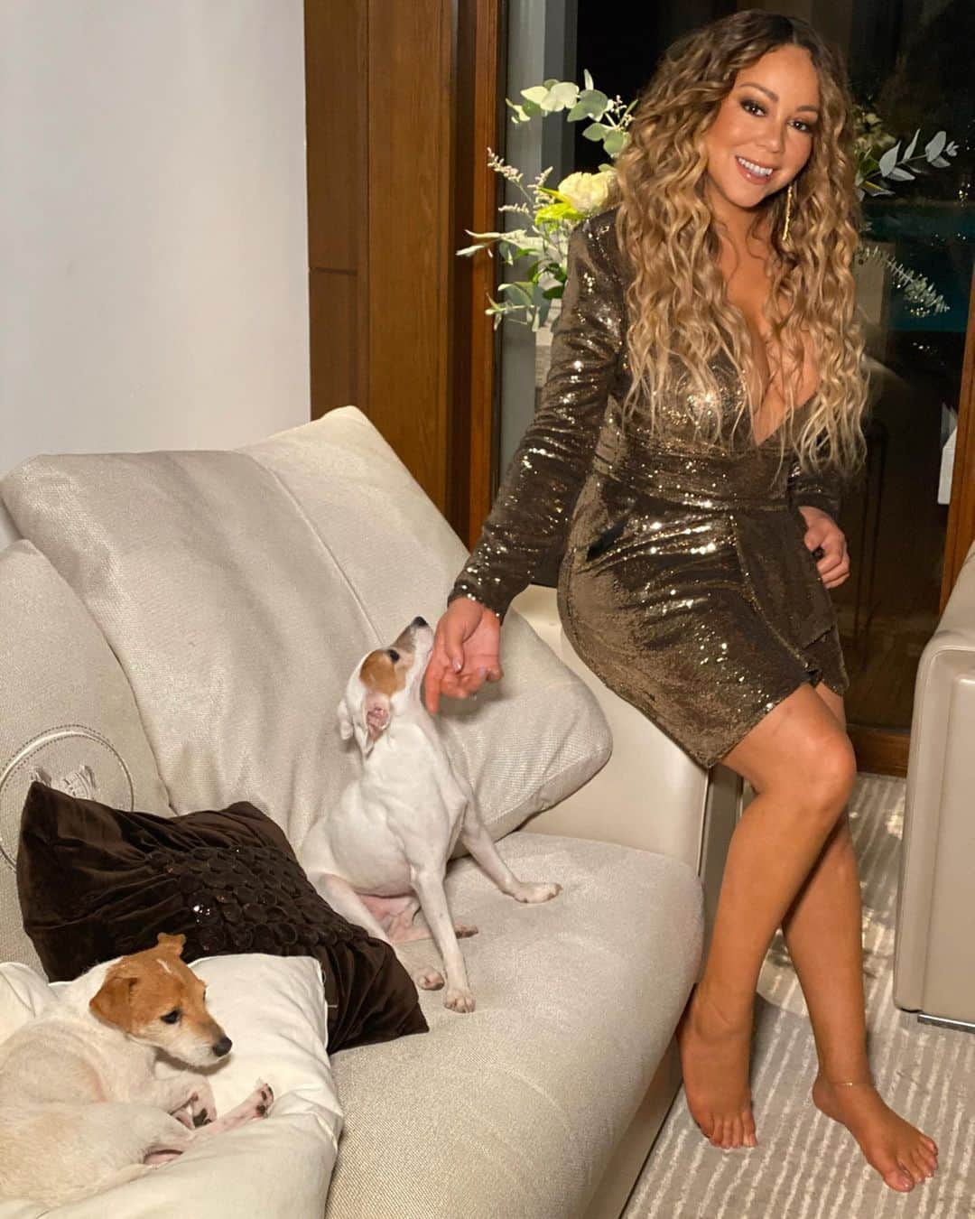 マライア・キャリーさんのインスタグラム写真 - (マライア・キャリーInstagram)「Last vacation moments 🥂 back to work tomorrow! 🦋 thank you @godomrep」1月7日 2時00分 - mariahcarey