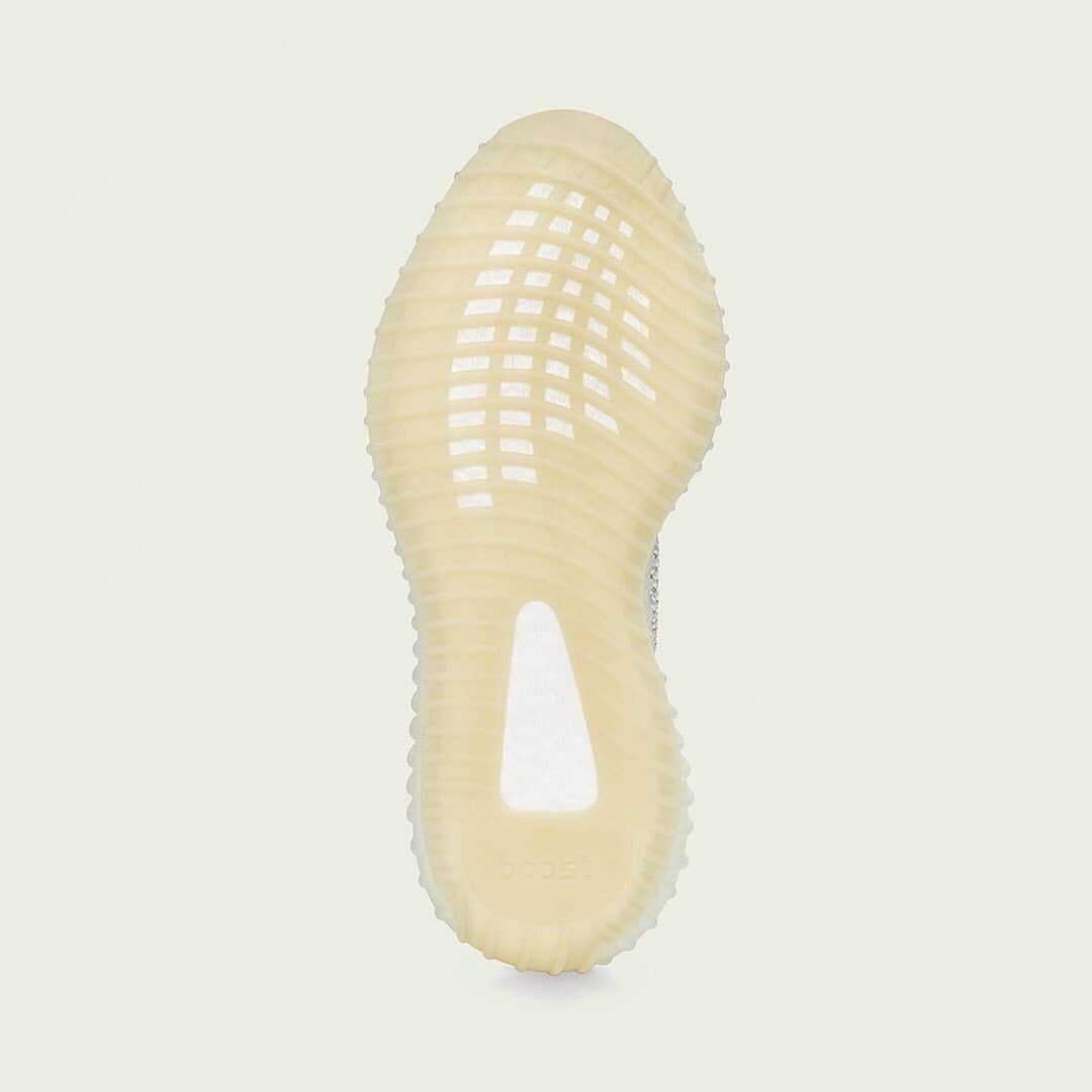 HYPEBEASTさんのインスタグラム写真 - (HYPEBEASTInstagram)「@hypebeastkicks: Kanye West and @adidas‘s ever-popular YEEZY BOOST 350 V2 is set to kick 2020 off with a “Yeshaya” colorway. Teased since the beginning of December and originally dubbed the “Tailgate” by early reports, the light-colored silhouette has now received an official look and release dates. The adidas YEEZY BOOST 350 V2 “Yeshaya” will release on Yeezy Supply in China on January 11, then arrive in the US on January 25. Hit the link in bio for more info.⁠⠀ Photo: adidas」1月7日 3時06分 - hypebeast