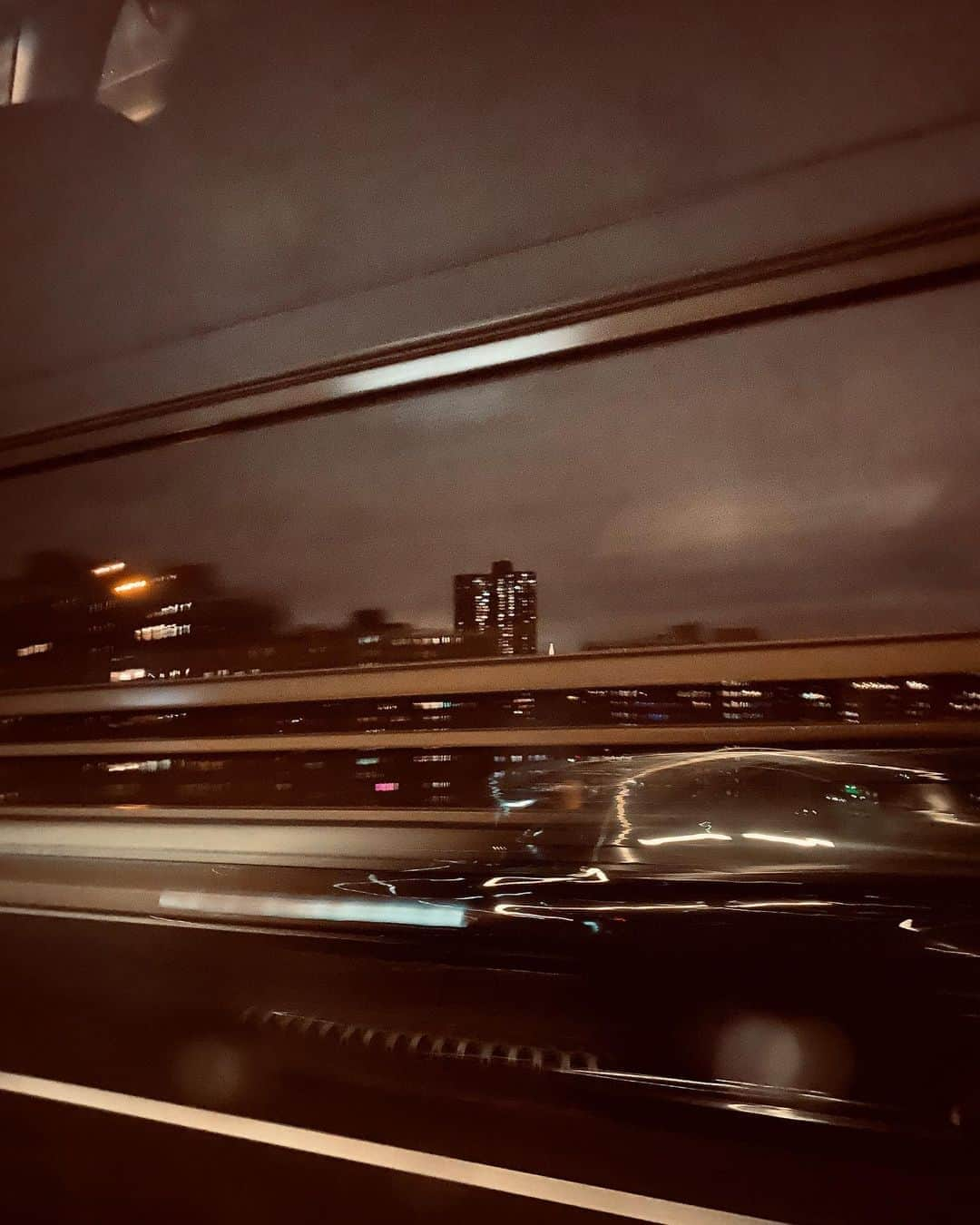 ウィリー・カルティエさんのインスタグラム写真 - (ウィリー・カルティエInstagram)「~ I guess it was late that night ~ 📸 by me」1月7日 3時11分 - willycartier