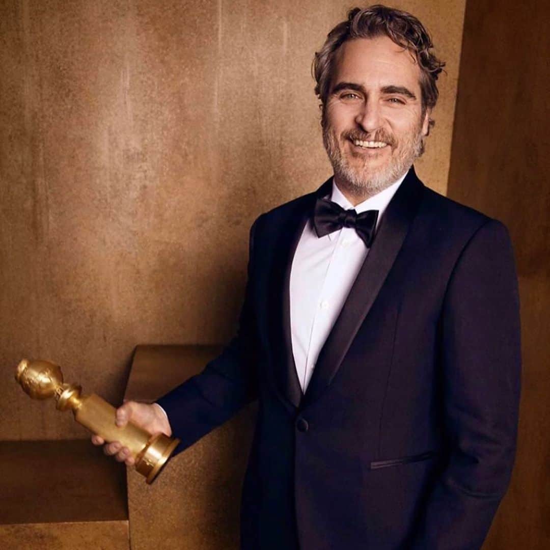 トッド・フィリップスさんのインスタグラム写真 - (トッド・フィリップスInstagram)「Congrats to my man on his win at the Golden Globes last night. Way to represent!! And to our amazing composer @hildur_gudnadottir for making history as well. Very proud. #joker #goldenglobes2020」1月7日 4時08分 - toddphillips