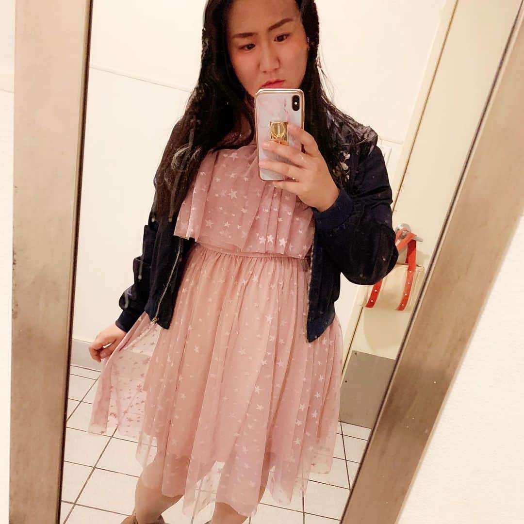 藤井美穂のインスタグラム：「Let me be a princess once a while. 👗 @sheinofficial @sheincurve #SHEIN#SHEINgals ​Search ID: 735348 http://shein.top/g568tal」