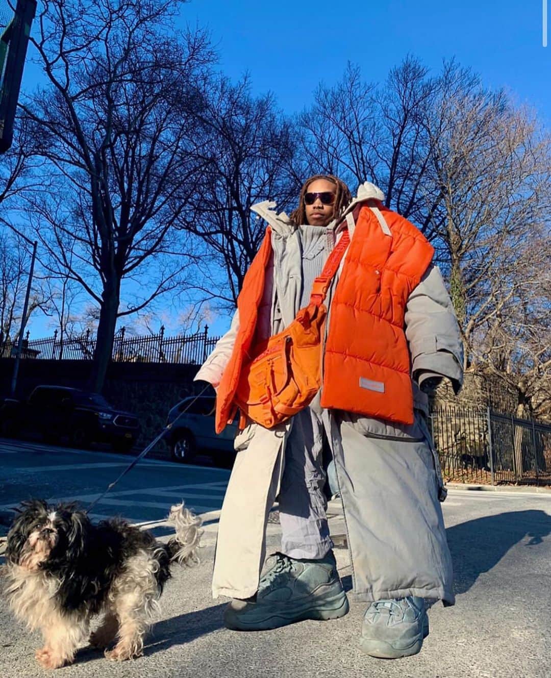 ジョージジーナ&ルーシーのインスタグラム：「@ziggymackjohnson I’d killin it again ☄️☄️☄️ He’s wearing our Pu$h Her bag in orange. This version is completely sold out but make sure to check our online store for more colorways 💥 • • • • #geprgeginalucy #gglsquad #streetwear #streetstyle #streetfashion #outfit #hypebeast #highsnobiety #snobshots #newyork #nyc #basentapproved #35mm」