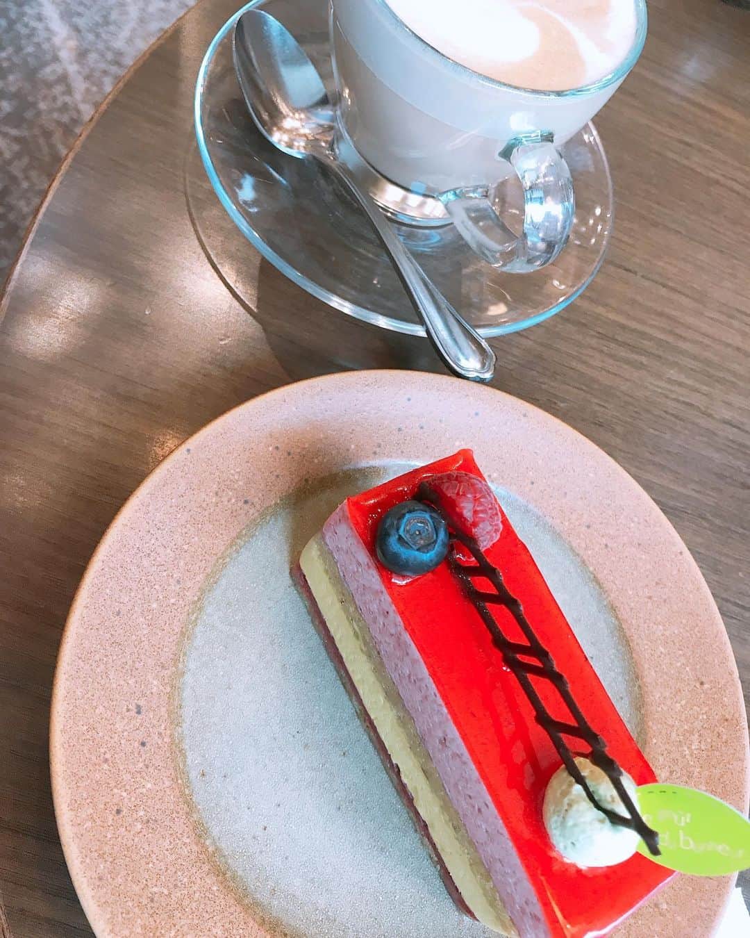 吉山りさのインスタグラム
