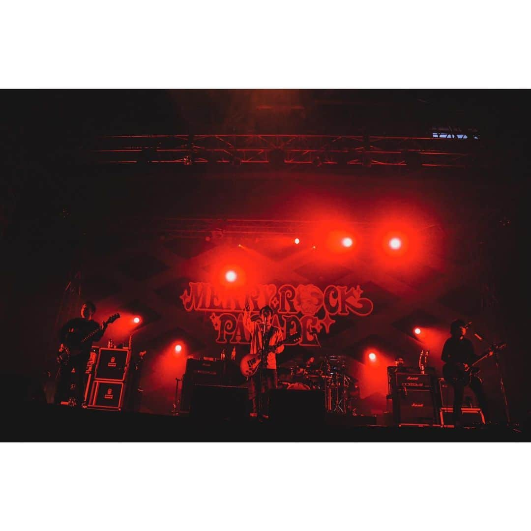 Nothing’s Carved In Stoneさんのインスタグラム写真 - (Nothing’s Carved In StoneInstagram)「【LIVE PHOTO】﻿ "MERRY ROCK PARADE 2019”﻿ 12月22日(日)ポートメッセなごや1〜3号館﻿ ﻿ Photo by @t_s_p_1988﻿ ﻿ 次の名古屋は2020年1月17日(金)Zepp Nagoyaでのワンマンライブです。﻿ ﻿ "By Your Side Tour 2019-20"セミファイナルとなります。ぜひ見届けてください。﻿ ﻿ 2020年1月17日(金)Zepp Nagoya﻿ 開場：18:00 / 開演：19:00﻿ チケット 4,200円(一般発売中)﻿ ﻿ #nothingscarvedinstone #ナッシングス #ncis #silversunrecords #merryrock」12月23日 17時03分 - nothingscarvedinstone