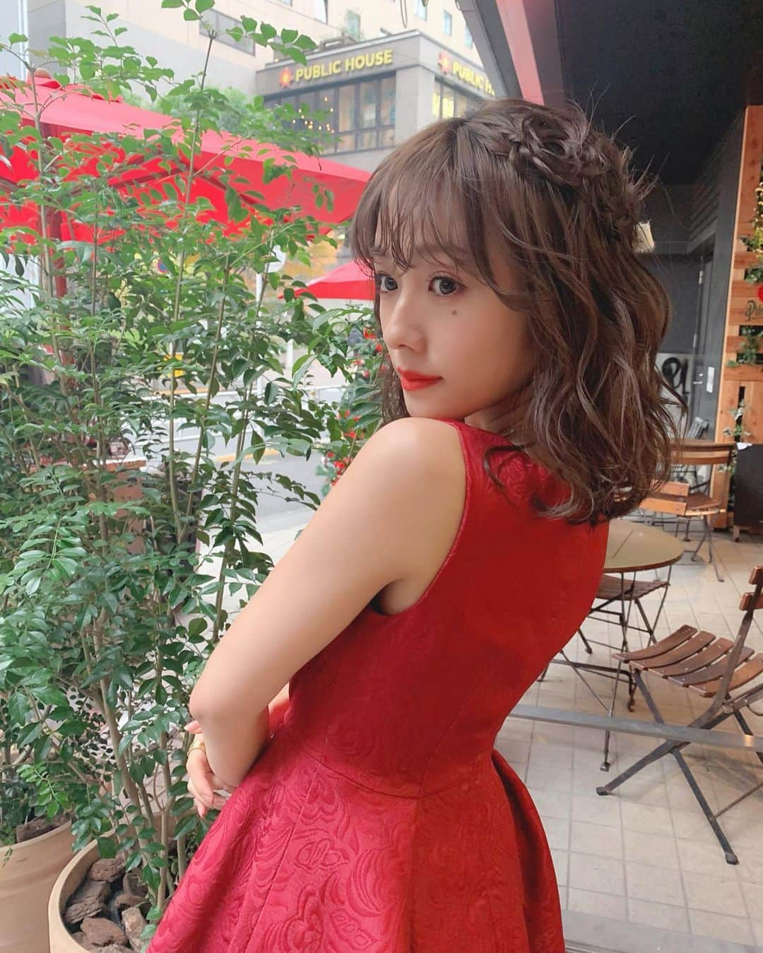 前田希美（まえのん）さんのインスタグラム写真 - (前田希美（まえのん）Instagram)「夏から続けて通わせて頂いている レジーナさんで今年最後の脱毛に行って来ました。  クリスマスイベントで ドレスを着たのですが 通い続けているおかげで 自信を持って着れました♡  来年もしっかりと通い続けたいと思います。  #レジーナクリニック #レジクリ #医療脱⽑ #PR」12月23日 17時35分 - maeda_nozomi