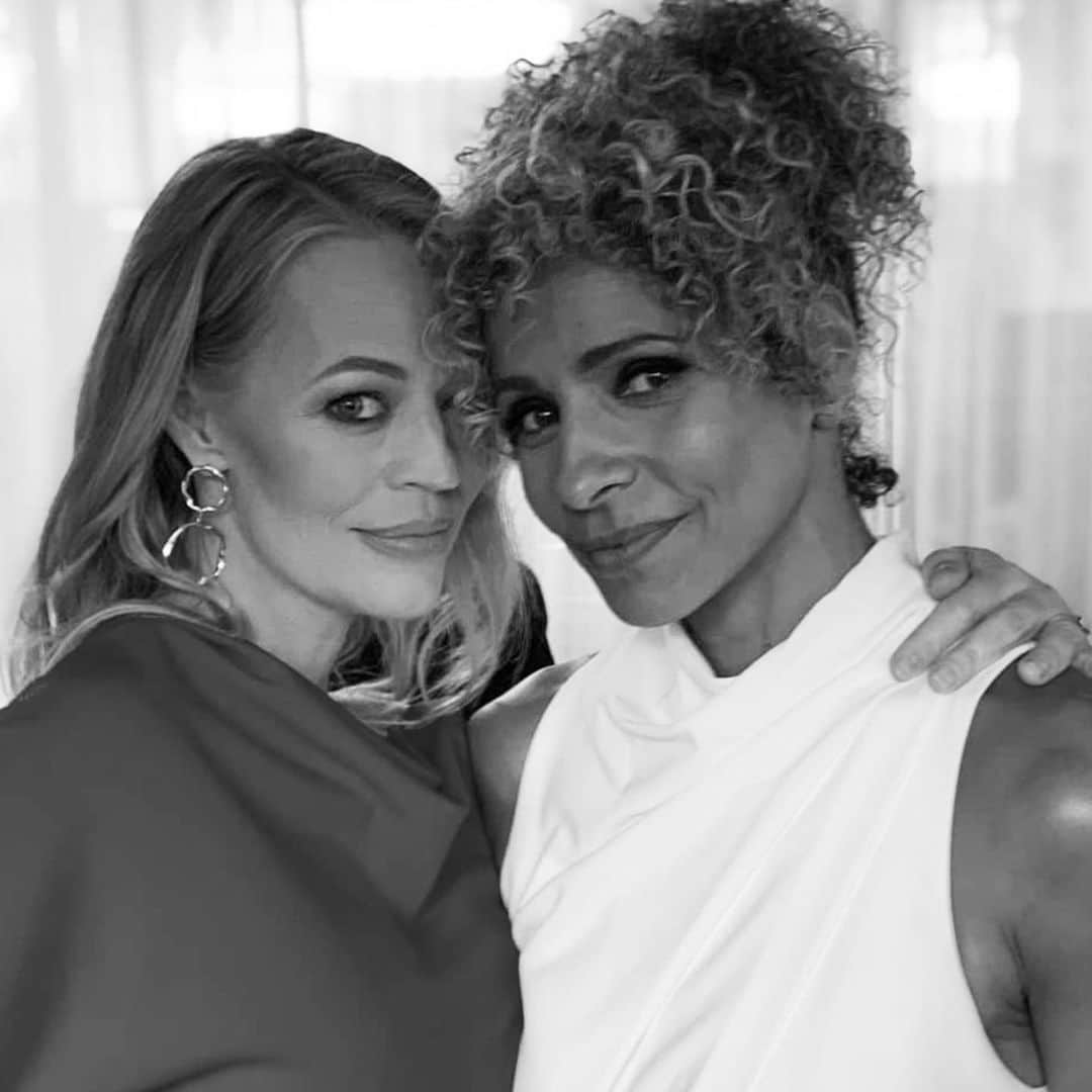 ジェリー・ライアンのインスタグラム：「Wishing a very Happy (belated!) Birthday to this magical creature. I can't wait for you all to see her in action next month...! @realmichellehurd #startrekpicard」