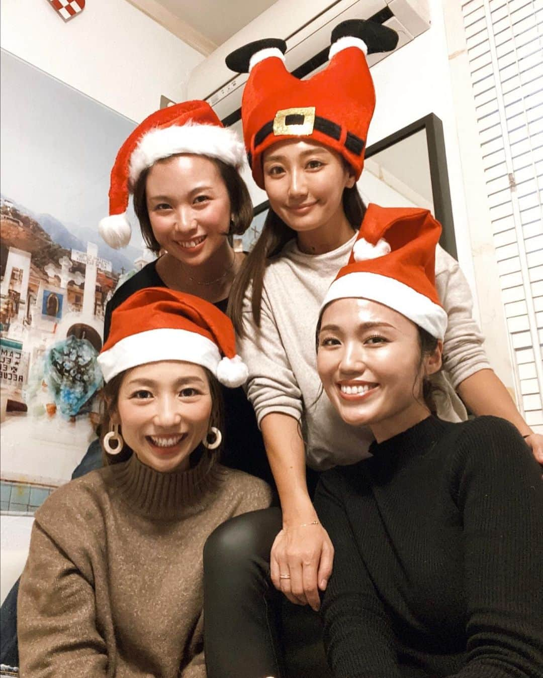 Icumi Oohamaさんのインスタグラム写真 - (Icumi OohamaInstagram)「Christmas Party🎄🎁. . 週末お友達親子とクリスマスパーティーをしました♪. クリスマス前にクリスマスを味わいすぎちゃって、当日はなんにも考えていない〜💦」12月23日 17時40分 - icumi___