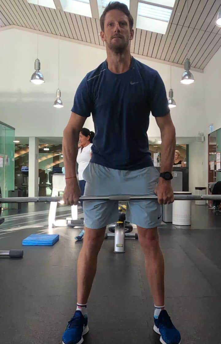 ロマン・グロージャンのインスタグラム：「When my @gopro follows me during my gym session」