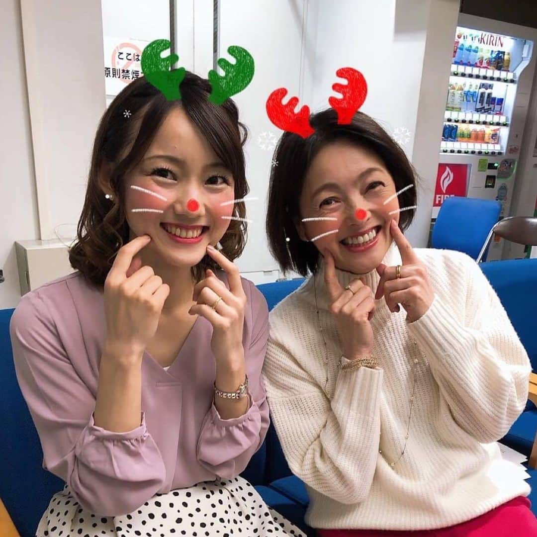 KBCテレビ「アサデス。」さんのインスタグラム写真 - (KBCテレビ「アサデス。」Instagram)「原直子です☺️ アサデス。も年内最後の週になりました✨ 今朝は100円ショップで買えるお掃除グッズの紹介もありましたね～。 皆様お掃除やお正月の準備進んでますか～？私はどちらもこれからです💦 ありがたい事にお仕事続きでお部屋が大変なことになってしまっています…😅 忙しいとお部屋が大変なことになりませんか…？ お正月にお掃除をすると福も払っちゃうからお正月には掃除をしちゃダメと聞きました。 なんとか年内に大掃除したいところなんですが…😐 お掃除頑張りましょう～✨ 2019年も残りわずか！ お掃除しつつ、クリスマスにカウントダウン…楽しんでいきましょう😘  いってらっしゃーい❤️ #アサデス。#kbc#福岡#fukuoka」12月23日 18時08分 - asadesu_kbc