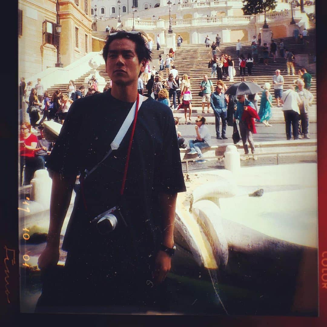 エディ・ポンさんのインスタグラム写真 - (エディ・ポンInstagram)「#Rome #spanishstairsrome❤」12月23日 19時05分 - yuyanpeng