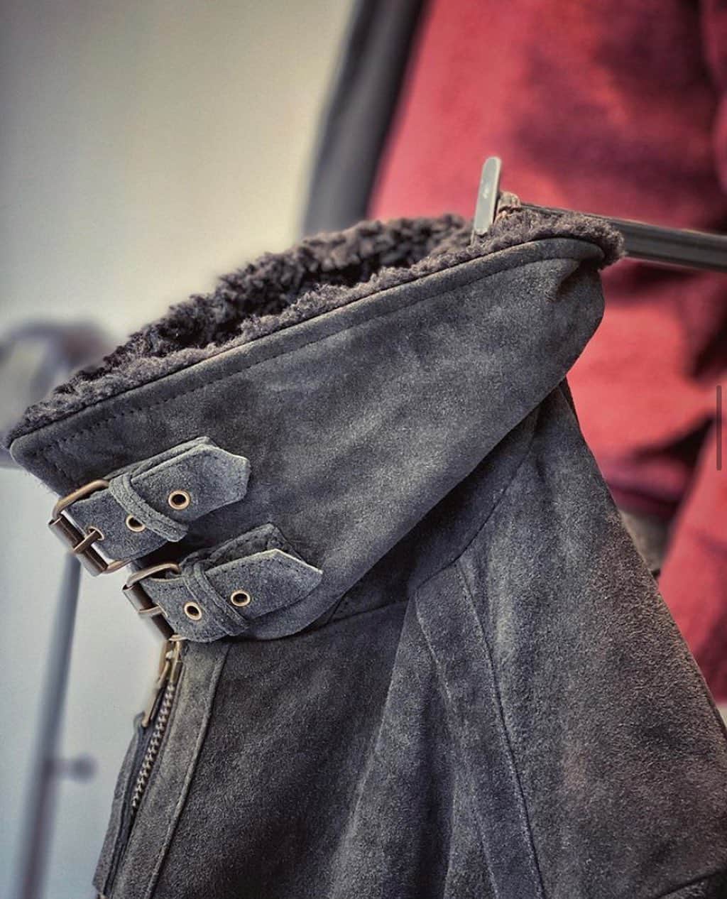 アンドレアダミーコさんのインスタグラム写真 - (アンドレアダミーコInstagram)「Quality and Details / D’AMICO BOLOGNA / Leather Jacket @rc22_boutique_  #damico #bologna #damicobologna #leatherjacket #leather #genuineleather #adstyle」12月23日 19時35分 - damicostore