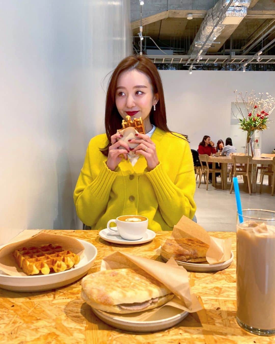 西村彩香のグルメインスタ