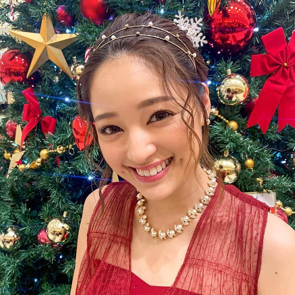 chayさんのインスタグラム写真 - (chayInstagram)「Dress Up🎄👠 #christmas #merrychristmas  #クリスマス #クリスマスコーデ  #lilybrown #grosseglace」12月23日 20時56分 - chay1023_official