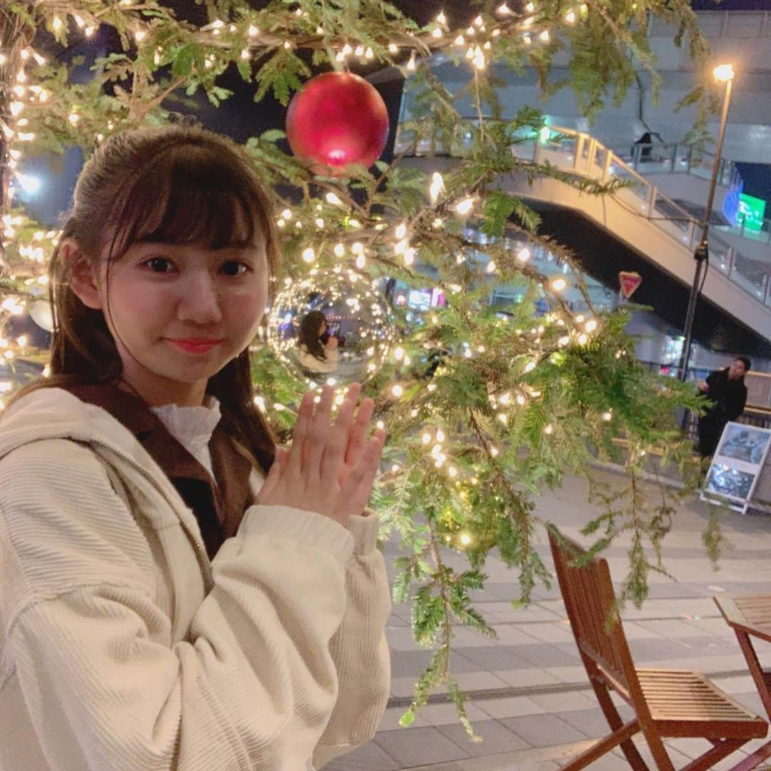 天海ありいさんのインスタグラム写真 - (天海ありいInstagram)「今日はイブイブですよ〜！ ・ ・ ・ #クリスマス」12月23日 20時51分 - ally__1020