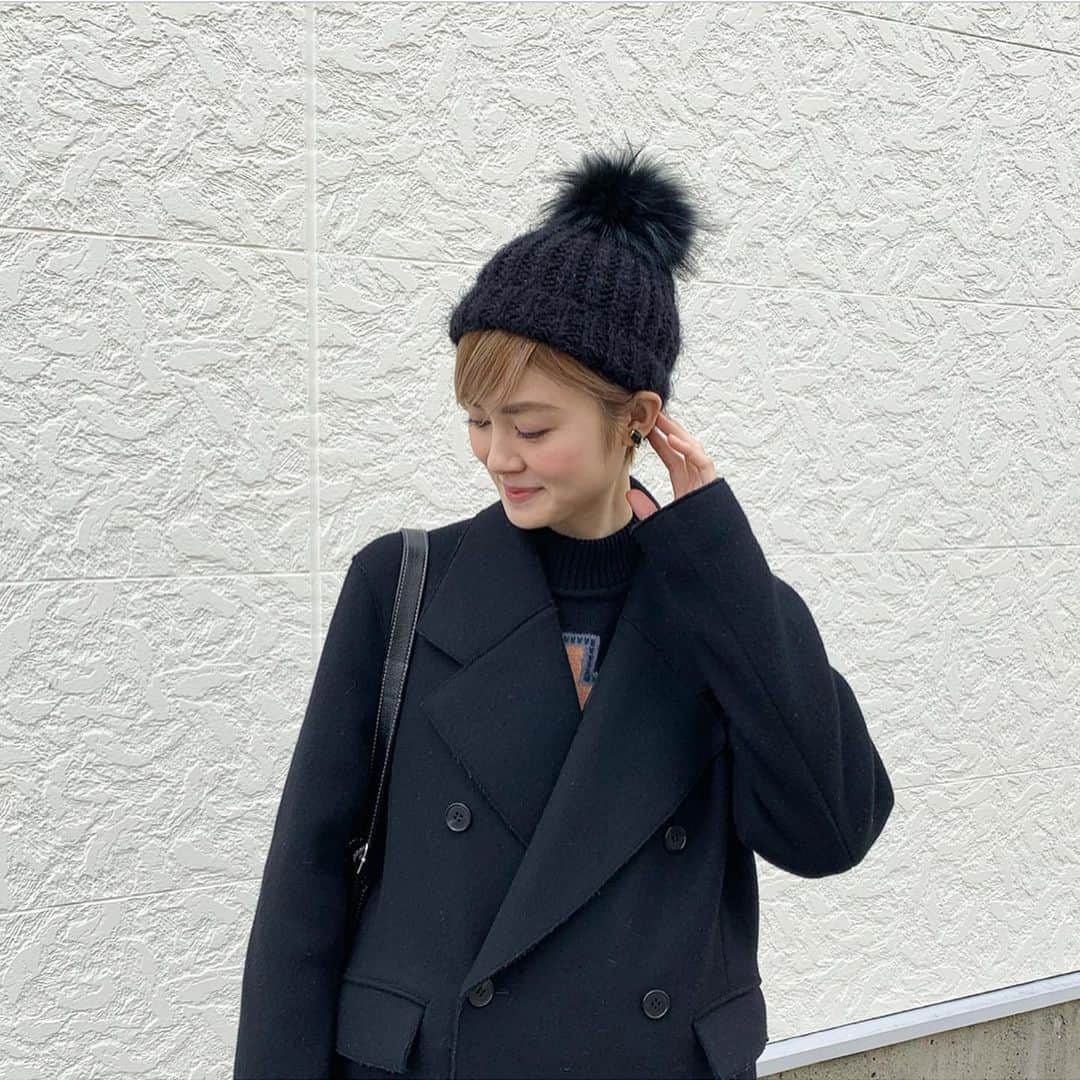 中島彩香さんのインスタグラム写真 - (中島彩香Instagram)「・ 最近は服に合わせて色んな帽子を かぶるのがお気に入り🦕❤️ ・」12月23日 21時39分 - _sayaka.nakashima__