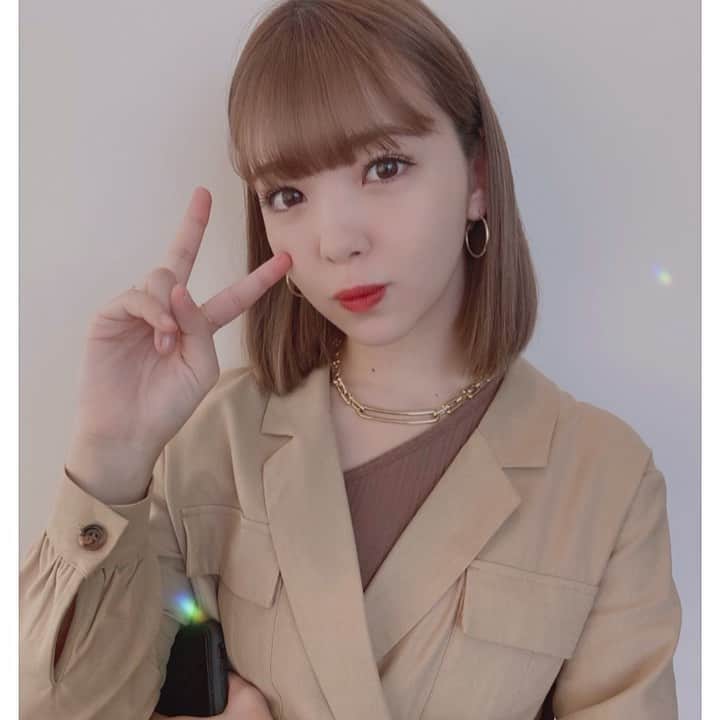 高橋有紀のインスタグラム：「にこちゃん今年もありがとう❤︎ 写真集もおめでとう☺️」