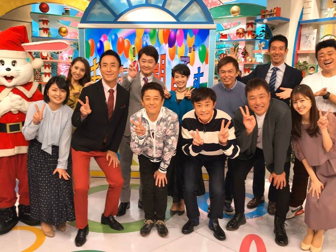 のインスタグラム：「坂上忍さんが来はると、「ああ、年末やねんな」って実感する幸福。 僕、あとどれくらい、この素晴らしいおは朝に出させてもらえるんやろう？ #坂上忍 #野々村真 #岩本計介  #おは朝 #おはよう朝日です  #山岸久朗 #山岸弁護士」