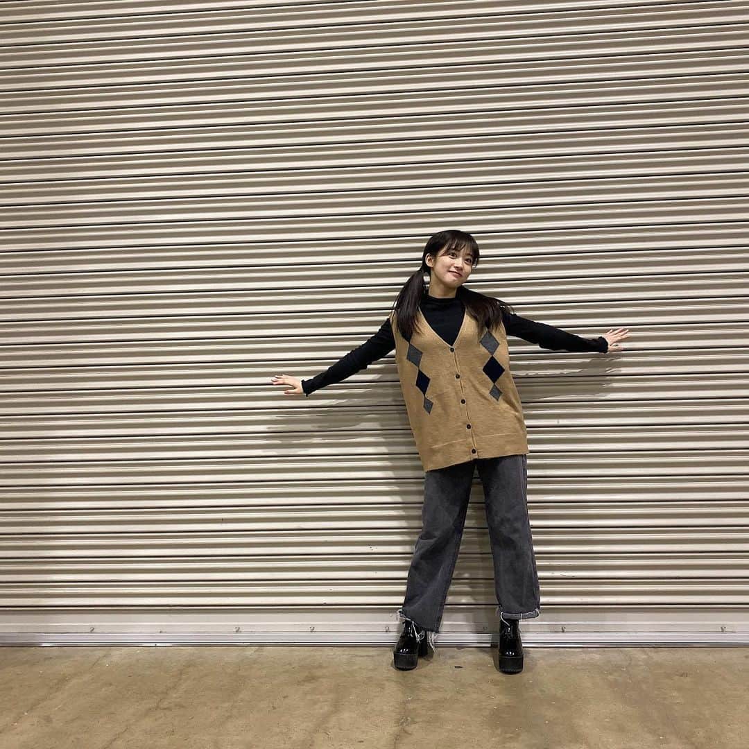 川上千尋さんのインスタグラム写真 - (川上千尋Instagram)「じゃーん！昨日の〜！ サンタさんとのギャップ（？）」12月23日 22時28分 - this_chihhi