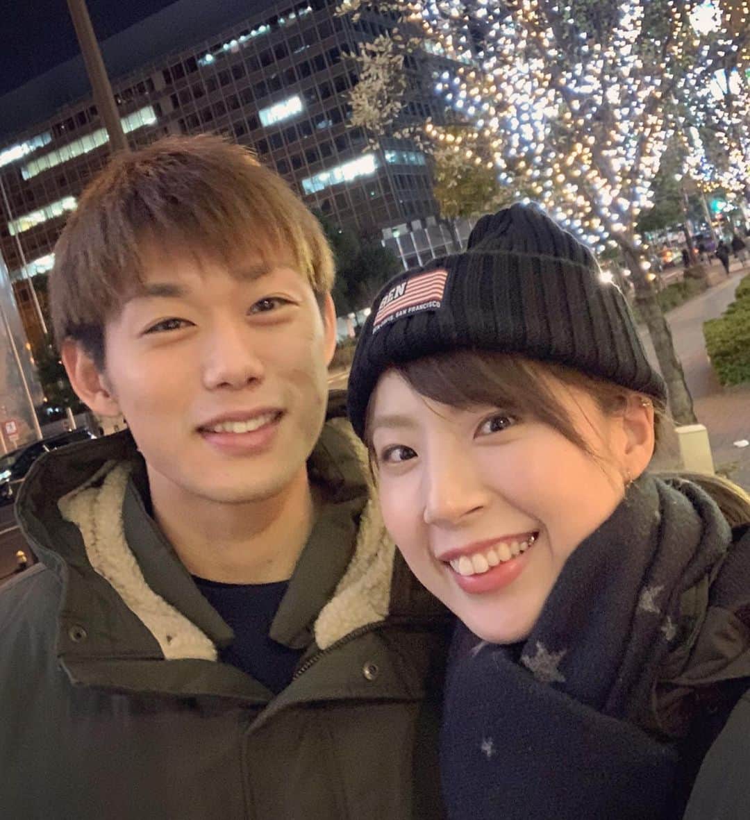 藤高宗一郎さんのインスタグラム写真 - (藤高宗一郎Instagram)「結婚3周年！！ 今年もお祝い出来て幸せです(^^) お互い肉が沢山食べれなくなってきました‥ 開始30分でギブアップ🙌 マイペースな2人ですが夫婦共々これからも応援よろしくお願いします🙇🏻‍♂️ #結婚記念日  #12月23日 #3周年」12月23日 23時04分 - ssou3