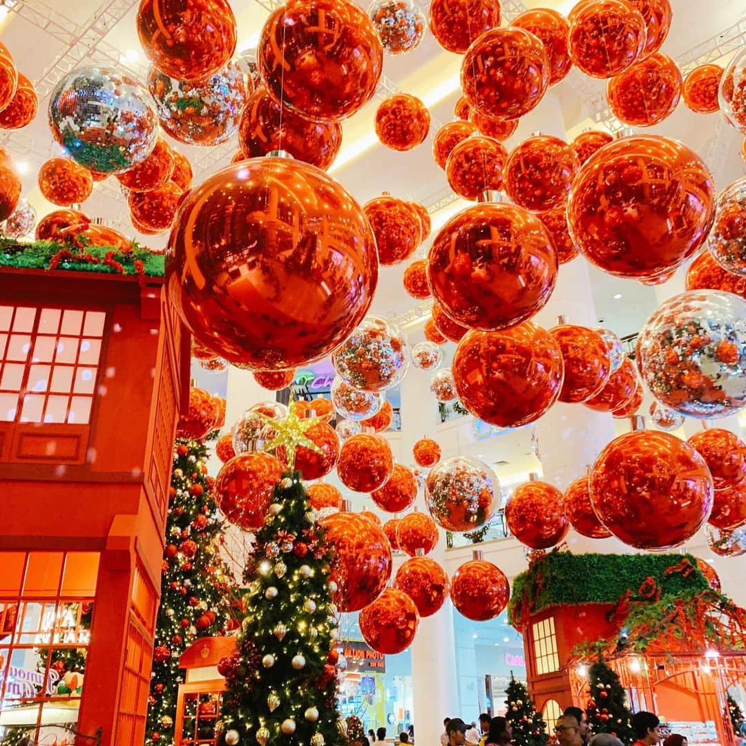 のインスタグラム：「メリークリスマスイブ🎅🎁🎄🎉 素敵なクリスマスをお過ごしくださいっ」
