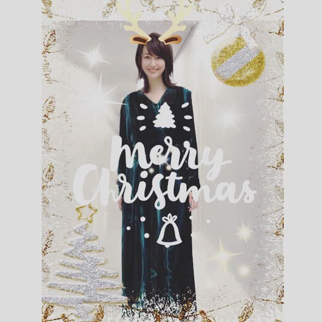 森口瑤子さんのインスタグラム写真 - (森口瑤子Instagram)「. . Merry Christmas！ みなさま 素敵なひとときを☆ . #クリスマス #Xmas #クリスマスイブ #皆さんの今日のBGMは何ですか」12月24日 9時58分 - yokomoriguchi_official
