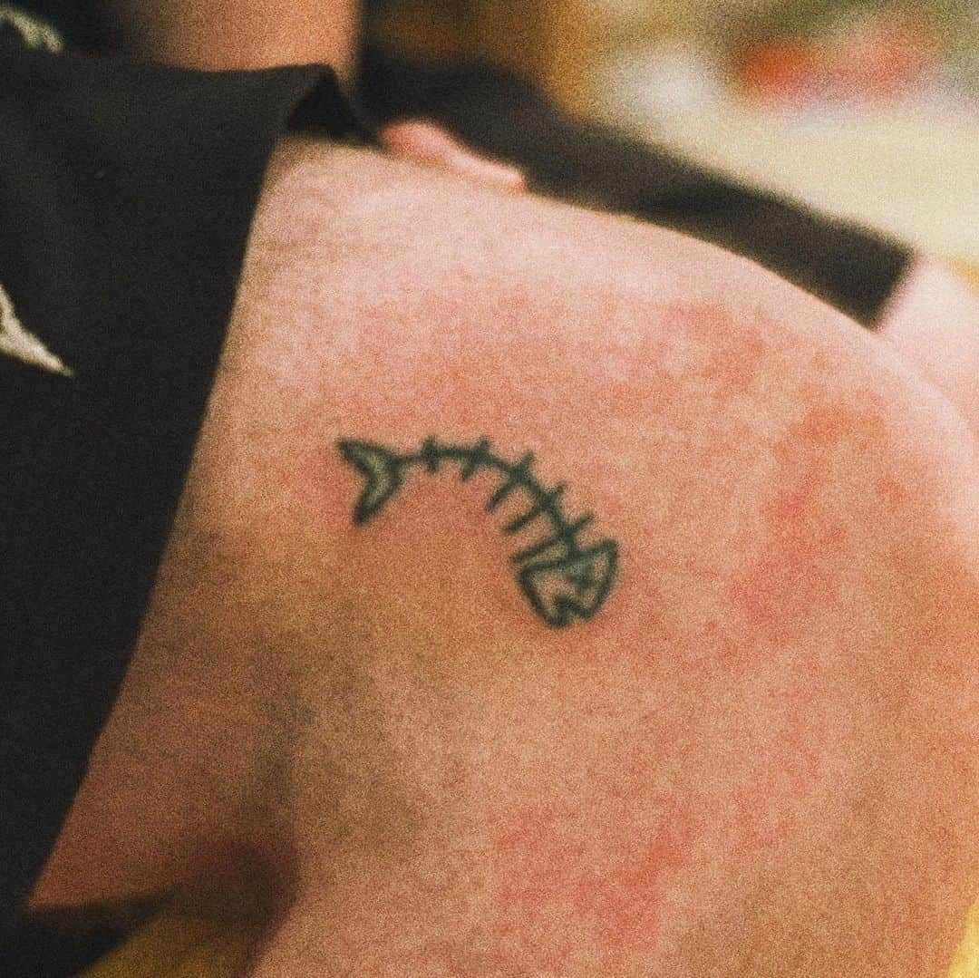 アサ・アキラさんのインスタグラム写真 - (アサ・アキラInstagram)「I permanently marked my friend’s body today and it didn’t turn out to be a terrible mistake!」12月24日 10時09分 - asahole