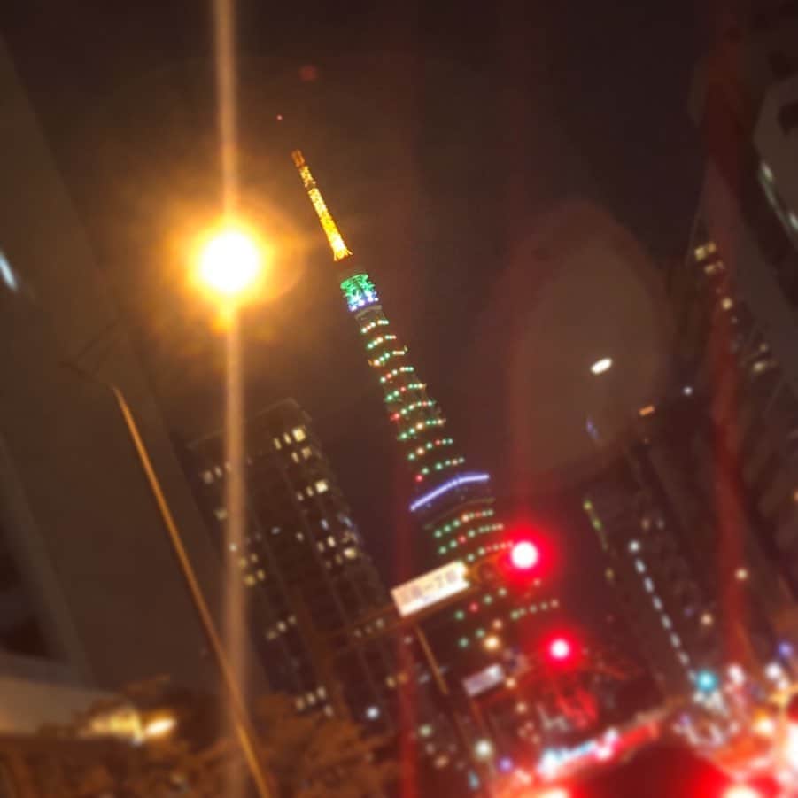 馬場典子さんのインスタグラム写真 - (馬場典子Instagram)「今年は街の雰囲気がそんなに浮き足立っていない#クリスマスイブ #鳥羽水族館 #東京タワー #ヨックモック #ゴゴスマ」12月24日 10時16分 - baba_channel