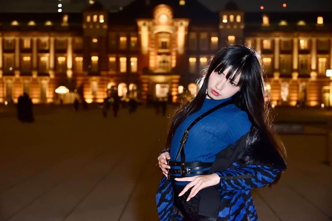 のインスタグラム：「今日も一日おつかれさまでした！ おやすみなさい✨✨ . 明日のbarイベントの準備してるんだけど、人来るかめちゃくちゃ不安で、モダモダもだもだしてる、、、！ 考えるだけじゃ仕方ないから、みんなに精一杯楽しんでもらえるようにがんばるぞっ💕 . #マシュマロ撮影会 #japanese #ポートレート #ポートレート撮影会  #155cmコーデ #今日のコーデ #ootd #ootdfashion #outfit #instafashion  #撮影会 #撮影会モデル  #ロケ撮影 #個撮 #個人撮影会  #リクエスト撮影  #モデル募集  #ポートレート #ポートレートモデル  #コスプレ #コスプレイヤー  #グラビア #ポートレートしま専科  #作品撮り  #東京カメラ部  #ポートレートモデル撮影 #カメラマンさんと繋がりたい #写真好きな人と繋がりたい #ナイトポートレート　#夜撮　#東京都イルミネーション」