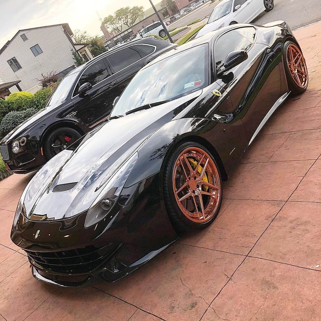CarsWithoutLimitsさんのインスタグラム写真 - (CarsWithoutLimitsInstagram)「Ferrari F12 Berlinetta  Owner @mr_nolimit01  #carswithoutlimits #f12berlinetta」12月24日 2時09分 - carswithoutlimits