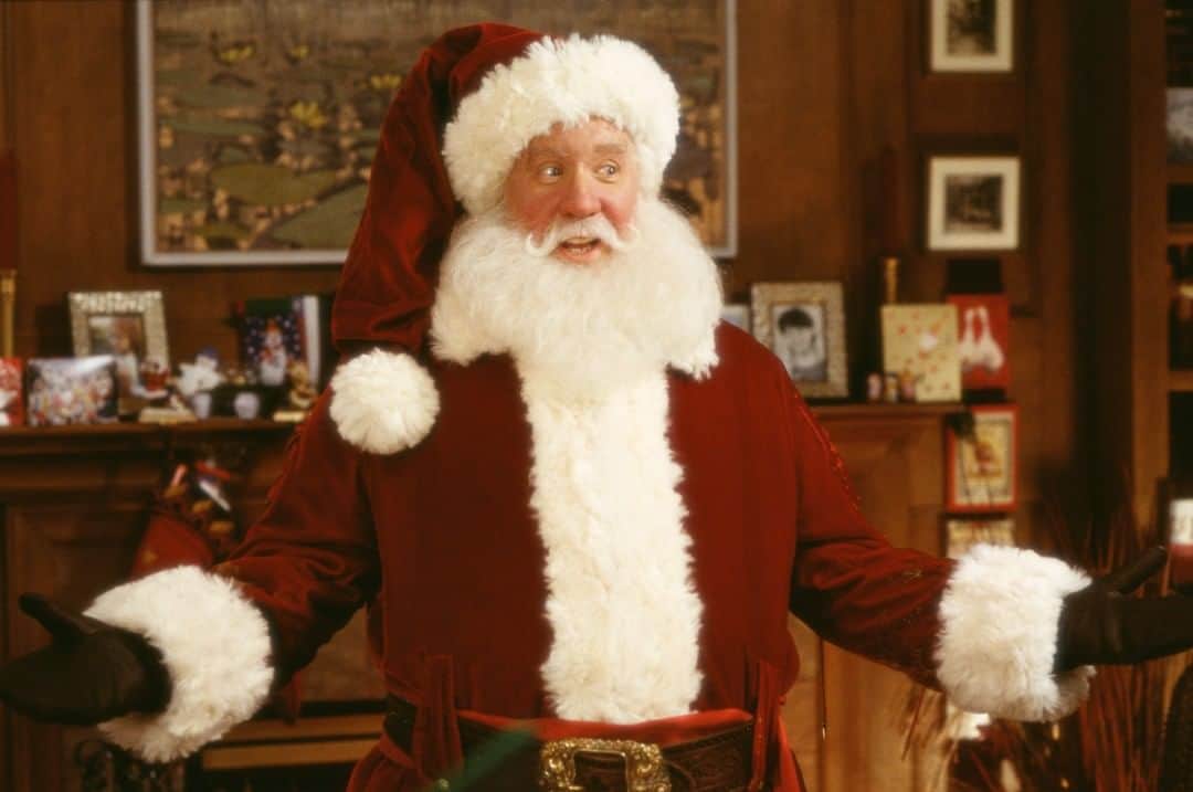 Disneyさんのインスタグラム写真 - (DisneyInstagram)「Ho-ho-ho! 🎅 What’s your favorite Santa Clause movie?」12月24日 3時00分 - disney